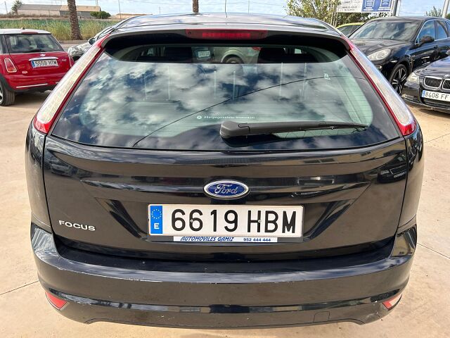  FORD FOCUS TREND 1.6 AUTO SPANISH LHD IN SPAIN ONLY 67000 MILES SUPER 2011